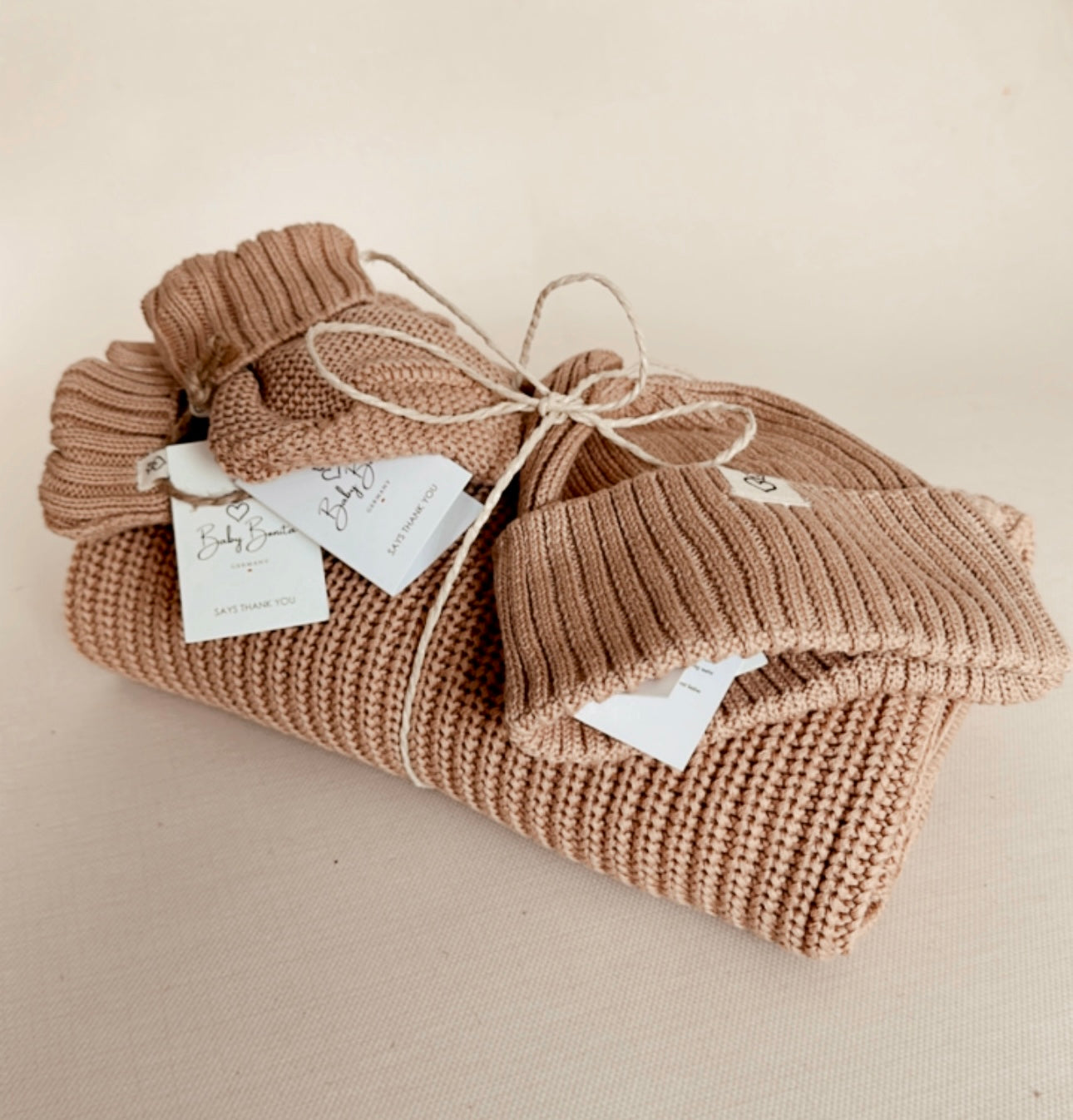 3 pcs Set 0-3 M: Blanket + Beanie + Booties | Sparpreis