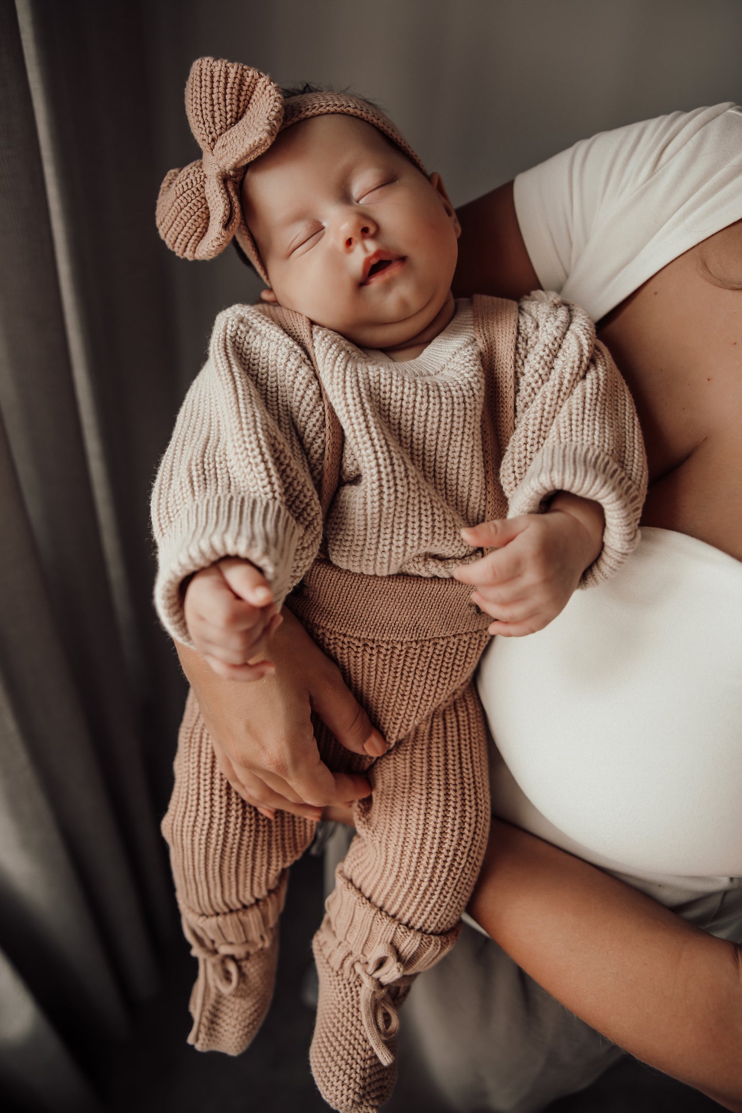 Knitted Pants with straps | Strickhose mit Trägern 0-6 M